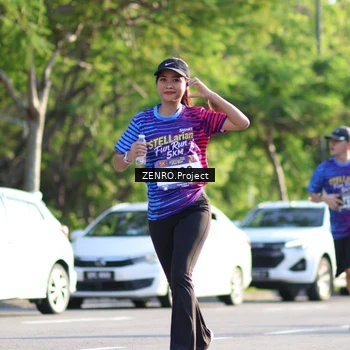 Runner Photo 8018429