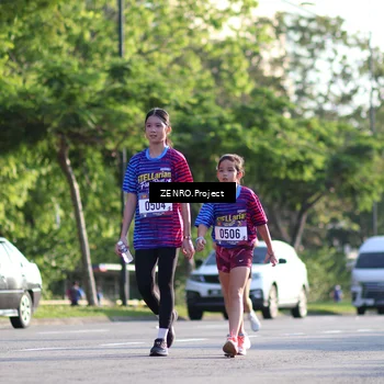 Runner Photo 8018433