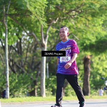 Runner Photo 8018435