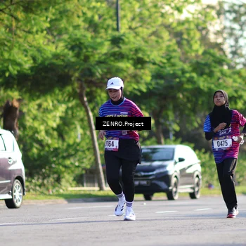 Runner Photo 8018441