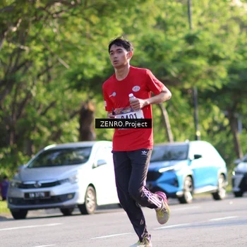 Runner Photo 8018448