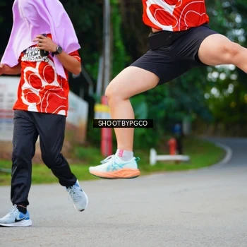 Runner Photo 8018474