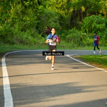 Runner Photo 8018475