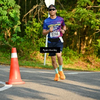 Runner Photo 8018476