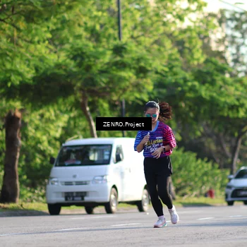 Runner Photo 8018477