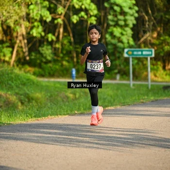 Runner Photo 8018478