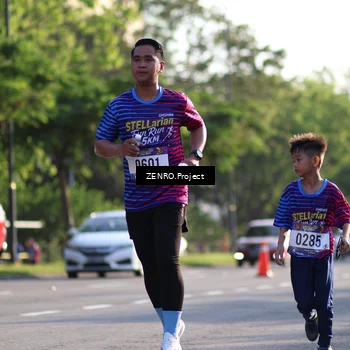 Runner Photo 8018494