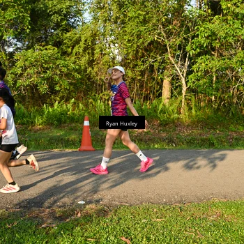 Runner Photo 8018505
