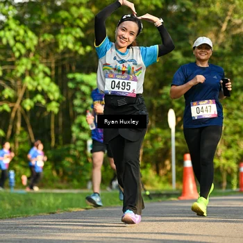 Runner Photo 8018539