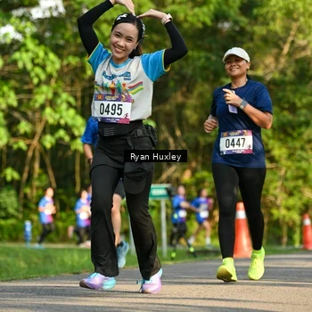 Runner Photo 8018541