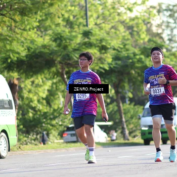 Runner Photo 8018546
