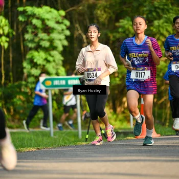 Runner Photo 8018551