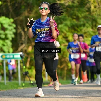 Runner Photo 8018557