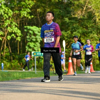 Runner Photo 8018585