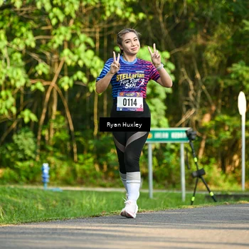 Runner Photo 8018597