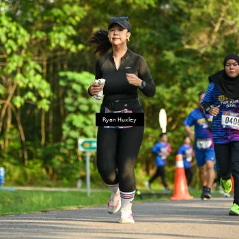 Runner Photo 8018608