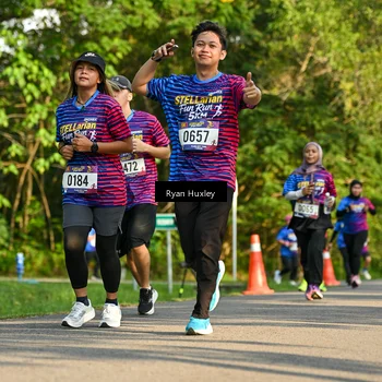 Runner Photo 8018639