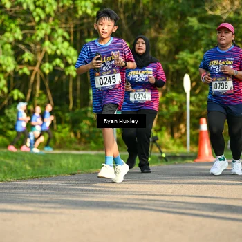 Runner Photo 8018661