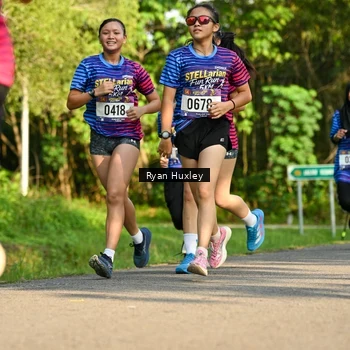Runner Photo 8018682