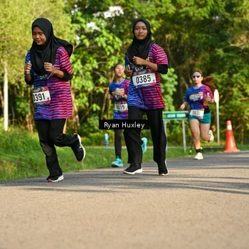 Runner Photo 8018688
