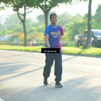 Runner Photo 8018705