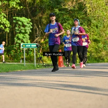 Runner Photo 8018714