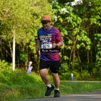 Runner Photo 8018715