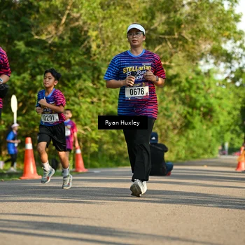 Runner Photo 8018718