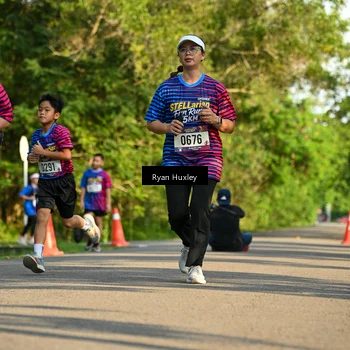 Runner Photo 8018722