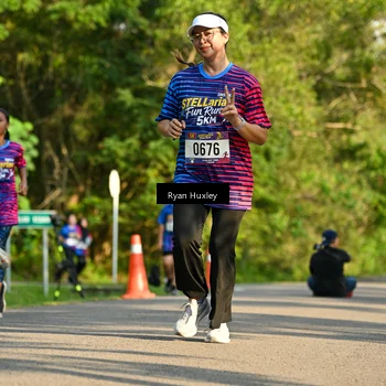 Runner Photo 8018732