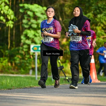 Runner Photo 8018737