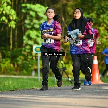 Runner Photo 8018739