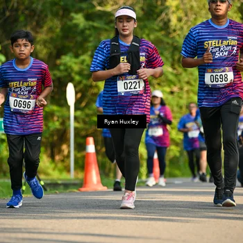 Runner Photo 8018741