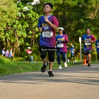 Runner Photo 8018751
