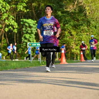 Runner Photo 8018755