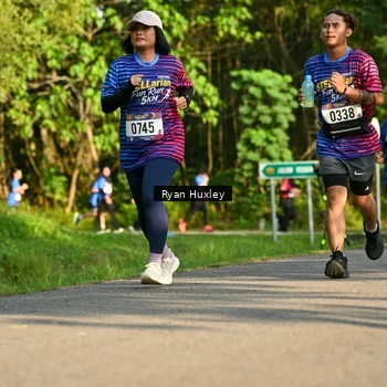 Runner Photo 8018765
