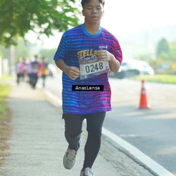Runner Photo 8018784