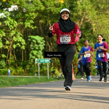 Runner Photo 8018792
