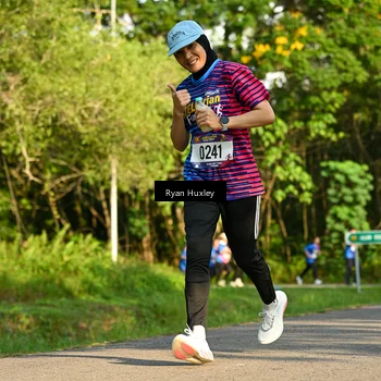Runner Photo 8018795