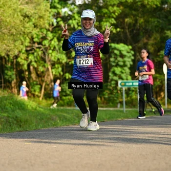 Runner Photo 8018821