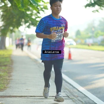 Runner Photo 8018837