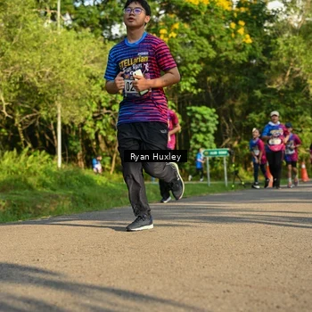 Runner Photo 8018850