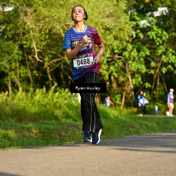 Runner Photo 8018855