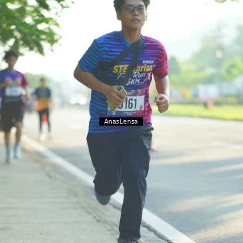 Runner Photo 8018863