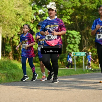 Runner Photo 8018868