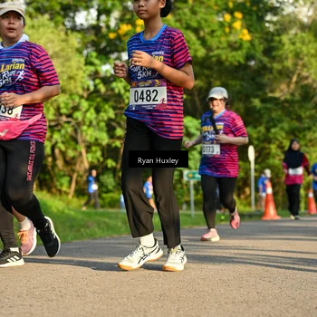 Runner Photo 8018879
