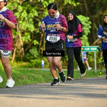 Runner Photo 8018885