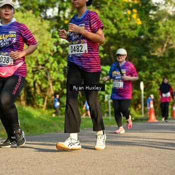 Runner Photo 8018886