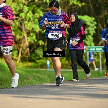 Runner Photo 8018887
