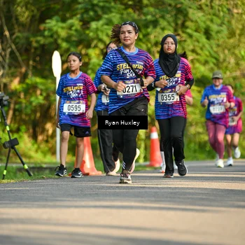Runner Photo 8018896